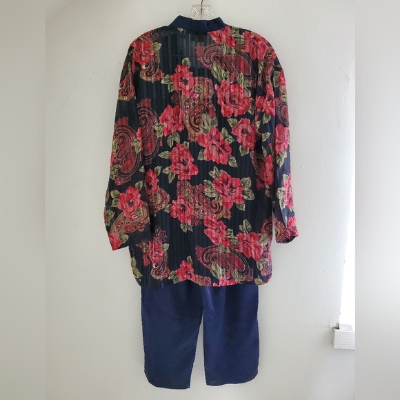 90s Vintage Gold Label Victoria's Secret Satin Floral Pajama Pants & Top… - Picture 3 of 9